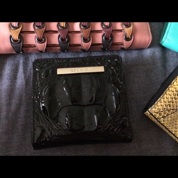 Wallet’s sold all - Picture 5 of 8